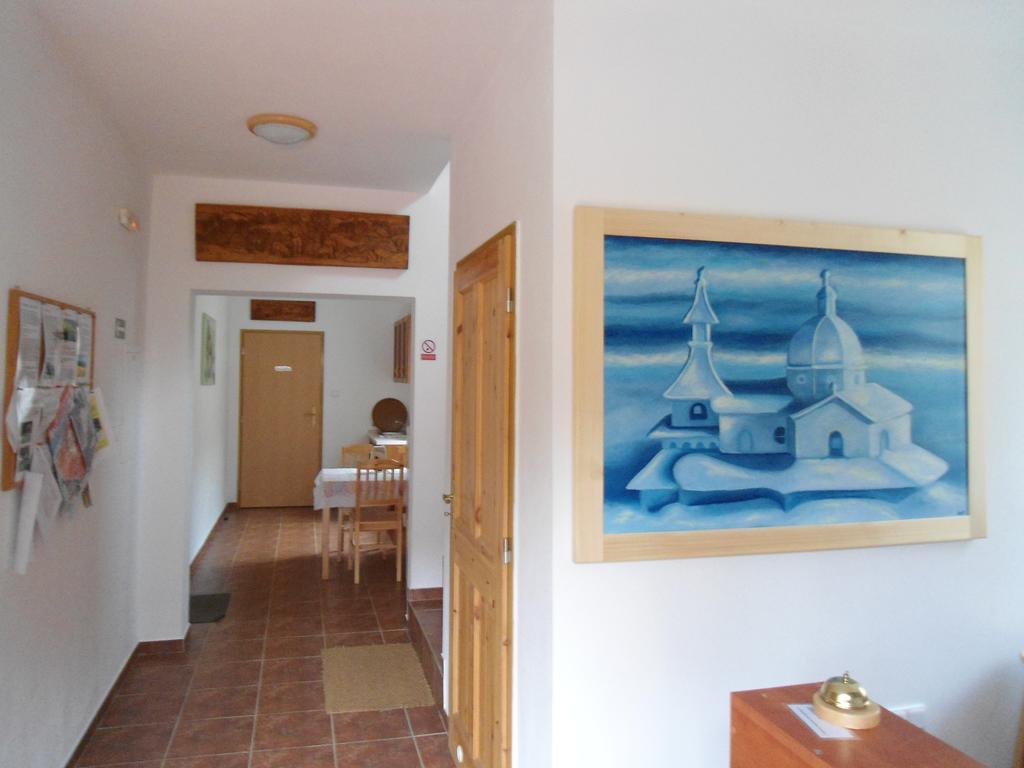 U Vesele Lisky Hotel Hutisko Bagian luar foto